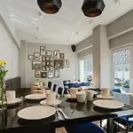 Yors Boutique Hotel