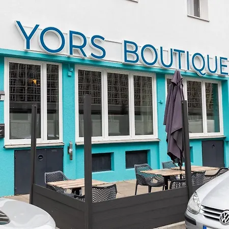 Отель Yors Boutique 3*